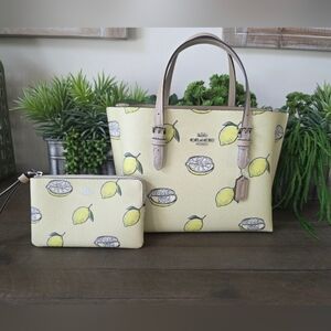 Coach Mollie Tote/Crossbody Lemon Print Coated Canvas With        Wristlet-NWT
